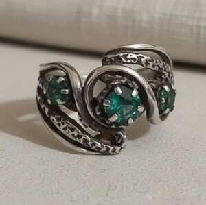 Vintage 1970 Sterling Silver Modernist Brutalist Bypass Ring with Green Stones